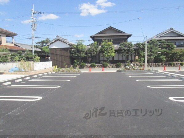 パインルーツIIIの物件内観写真